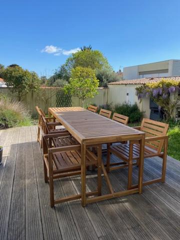 Maison Centre Ville Avec Jardin , Terrasse, Et Garage Velos ラ・ロシェル エクステリア 写真
